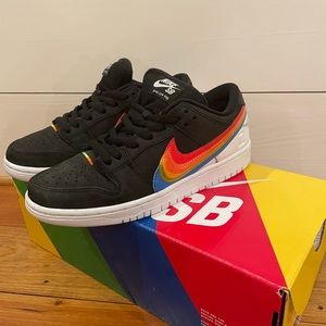 Nike Dunk SB Low Polaroid